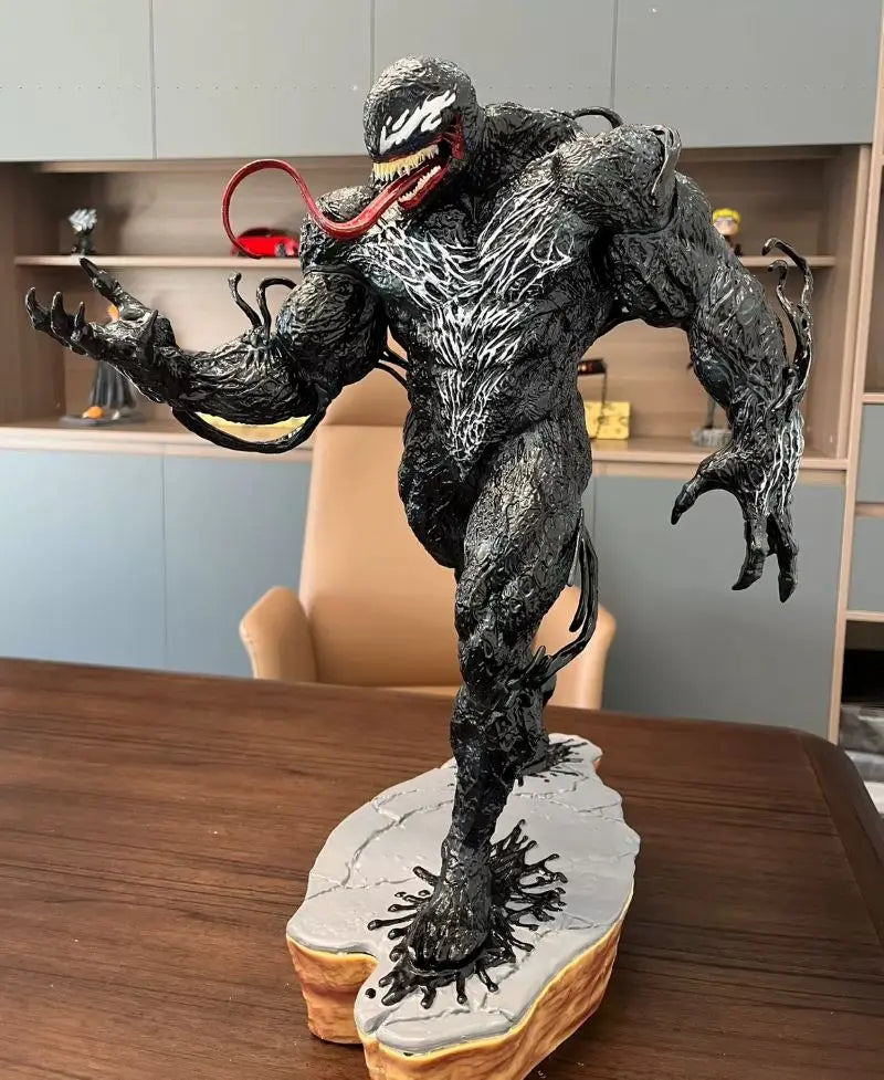 Figura de Acción de Venom - Serie Legends (30 cm, PVC, Colección GK)