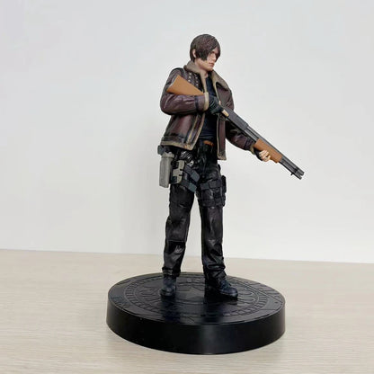 Figura de Acción Leon S. Kennedy - Resident Evil (33 cm)