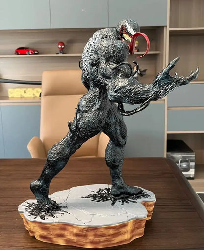 Figura de Acción de Venom - Serie Legends (30 cm, PVC, Colección GK)