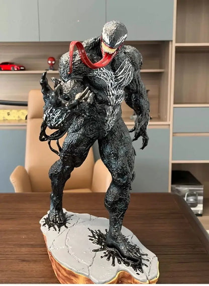 Figura de Acción de Venom - Serie Legends (30 cm, PVC, Colección GK)